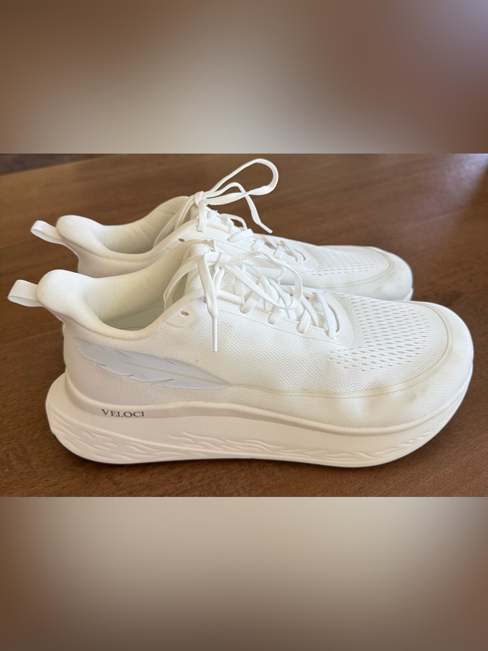 Veloci Ascent Running Shoes Men’s Size 11